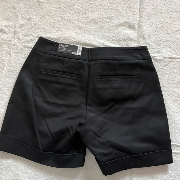 Apt 9 shorts - Picture 3 of 7